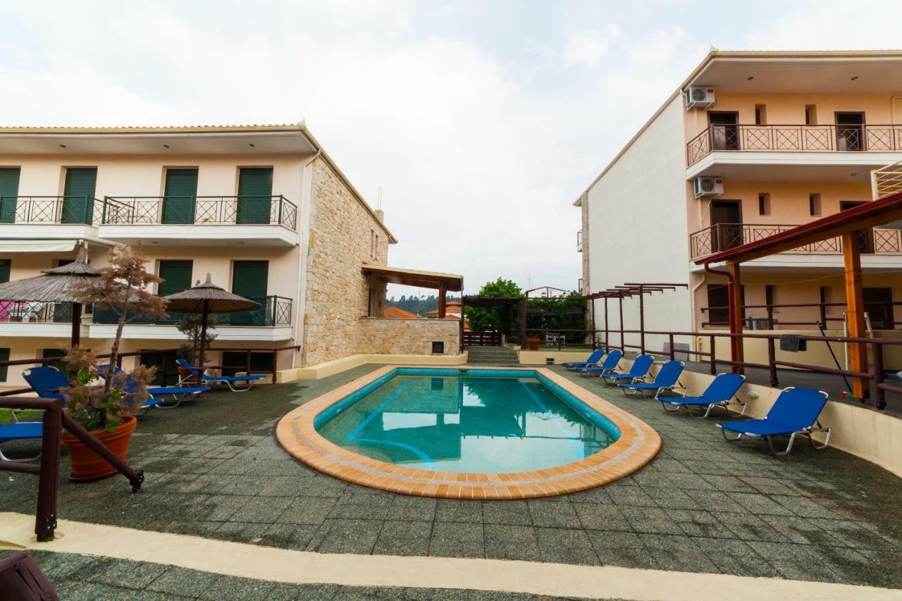 Sunset Inn Kriopigi Exterior foto